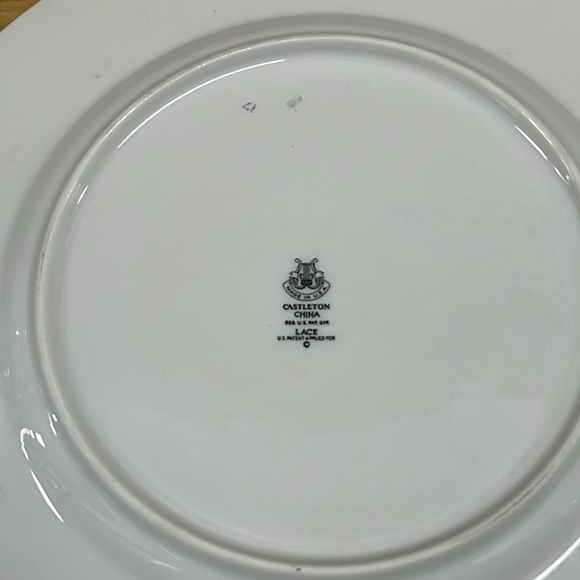 Set of 3 Castleton Lace China Plates - Picture 5 of 9